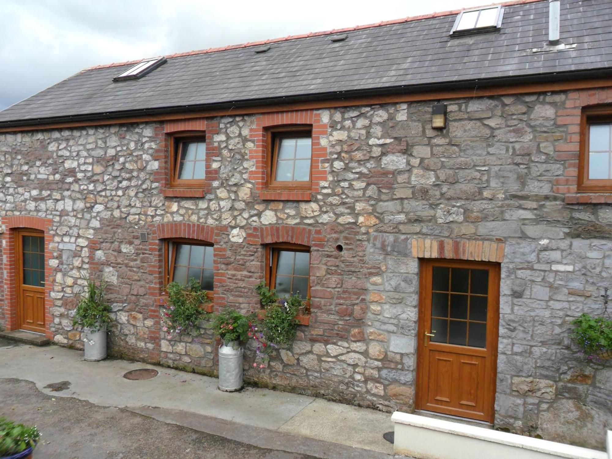 Stag Coach House Hotel Carmel Exterior photo